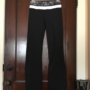 LuluLemon yoga pant